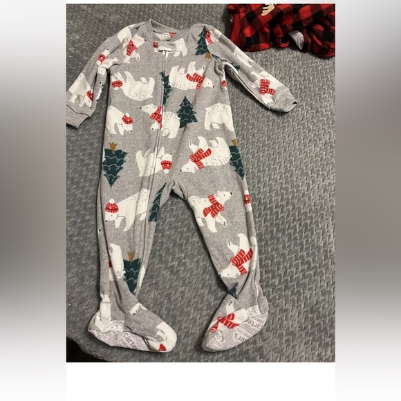 Carters Christmas Set 2 Pieces Fleece Footie Pyjamas Size 18 Months - Picture 3 of 7